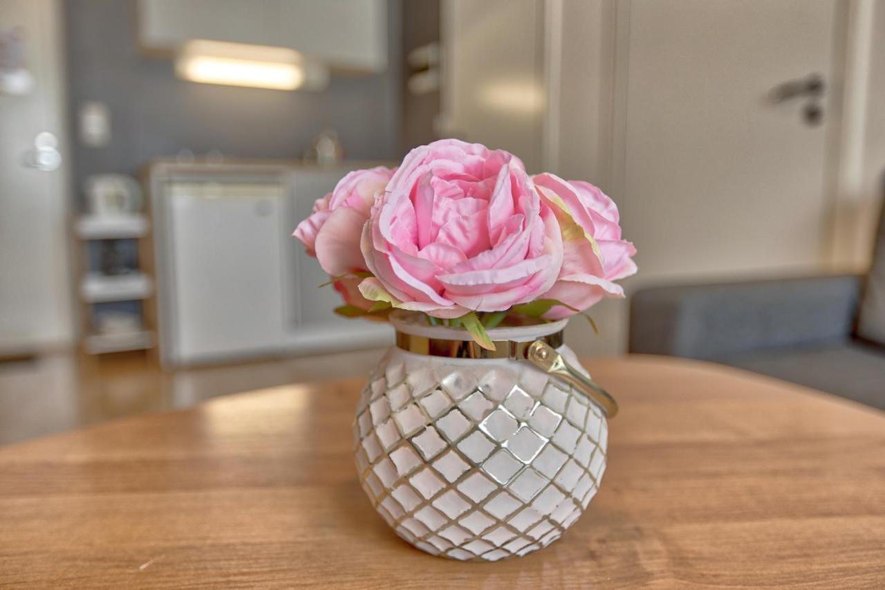 Luxury Suites - Tatari By Rikas Hotels Tallinn Buitenkant foto
