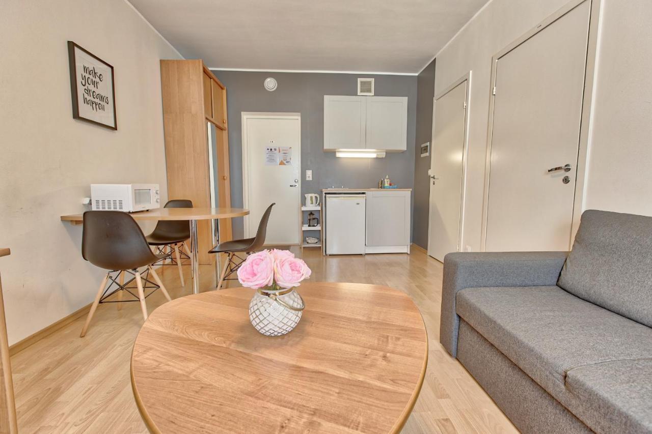 Luxury Suites - Tatari By Rikas Hotels Tallinn Buitenkant foto