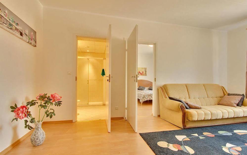 Luxury Suites - Tatari By Rikas Hotels Tallinn Buitenkant foto
